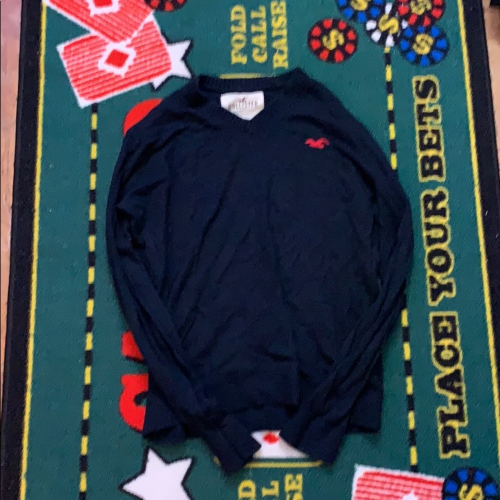 Hollister men’s sweater